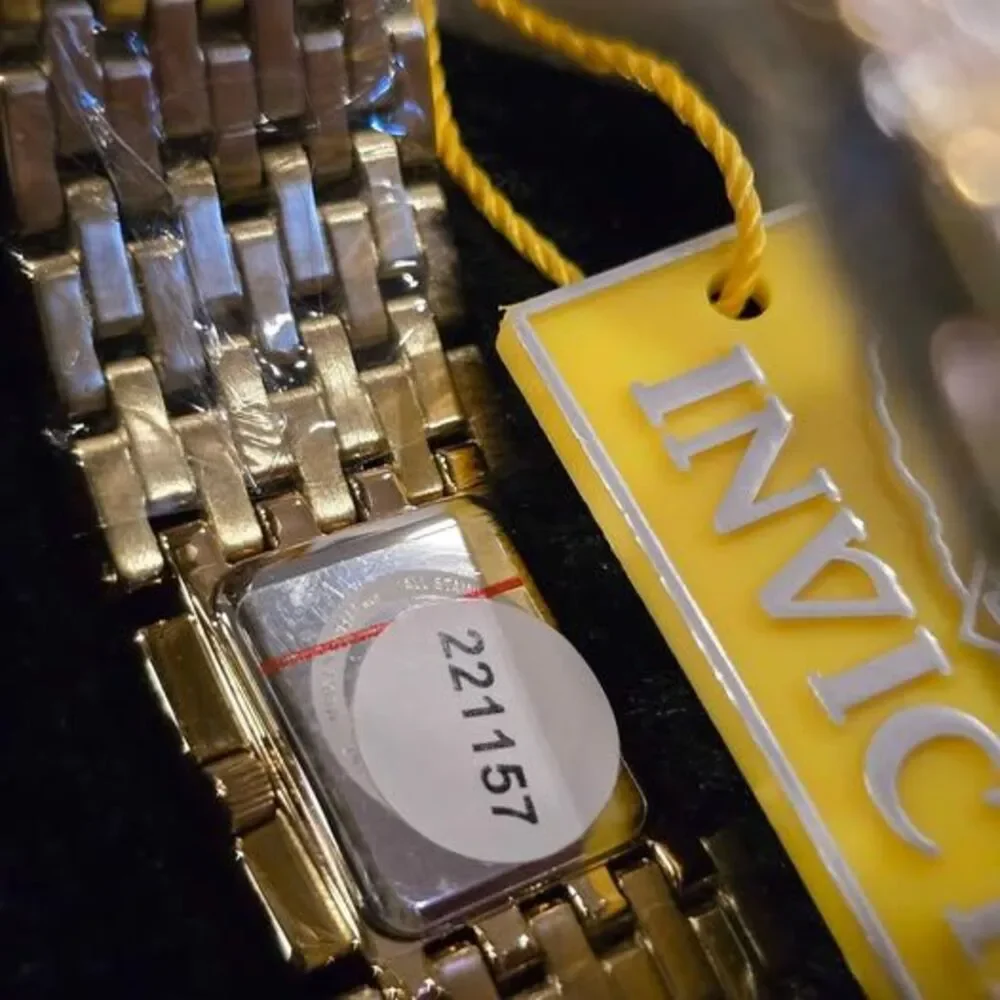 N/A elegant gold